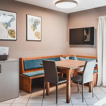 Hotel apartamentowy Montani