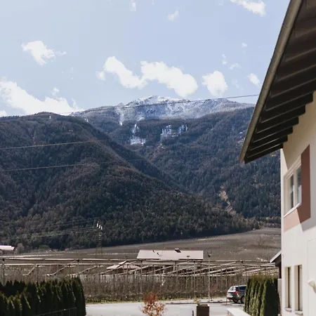Montani Hotel apartamentowy 3*